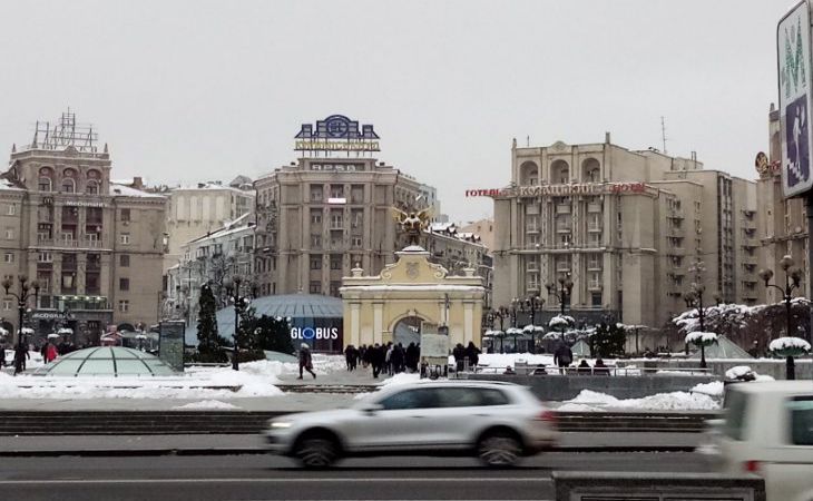 Противники Зеленского устроили митинг у здания больницы в Киеве