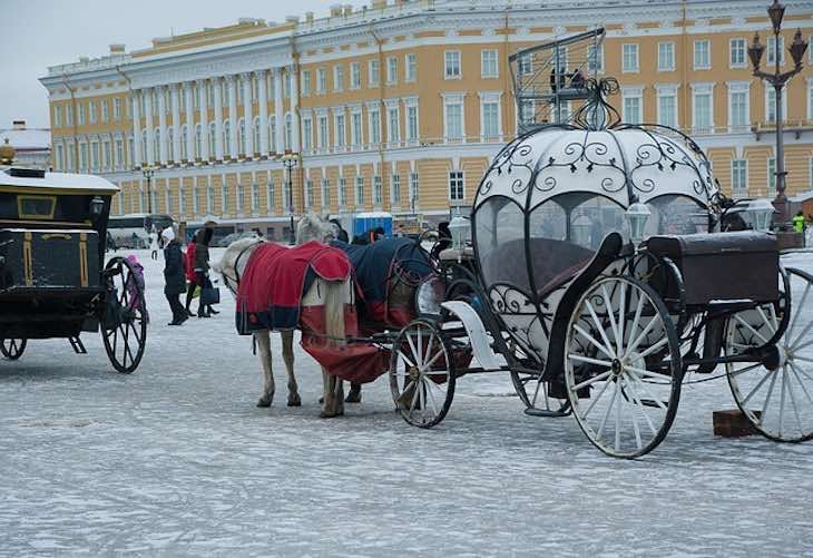 В Петербурге на пять дней закрылись кафе и рестораны