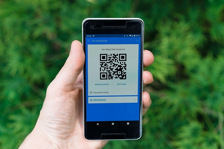 Водительские права россиян заменят на QR-коды