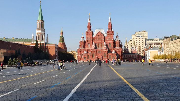 Москва выделить. Москва после 17 года. Спасская башня фото со стороны Москвы реки.