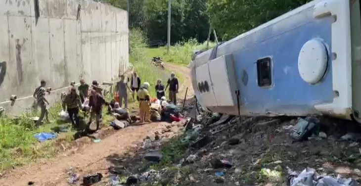 Возбуждено уголовное дело после ДТП с туристическим автобусом на Кубани