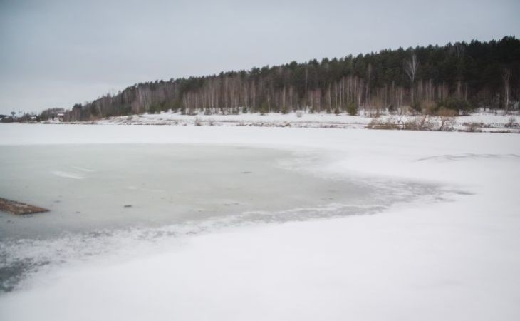 Лед, вода