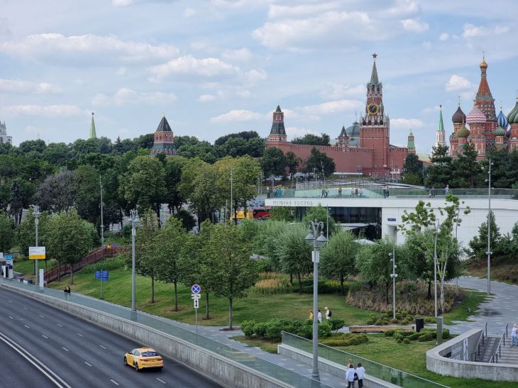 Рб москва. Москва летом. Парк событие Москва фото. Климат Москвы. Москва фото 2022 лето.