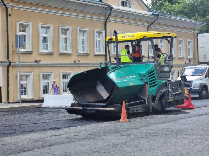 асфальтоукладчик 