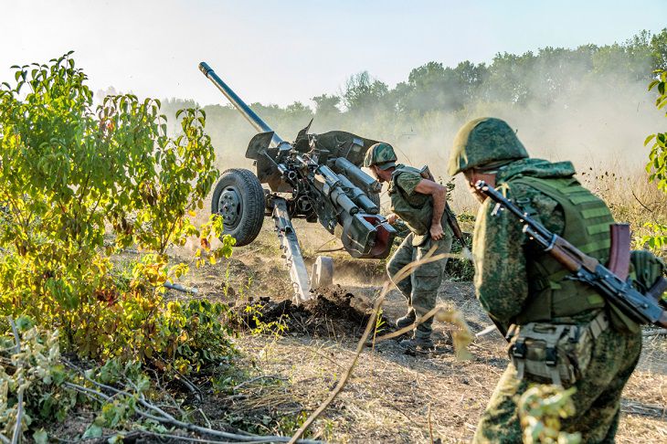 Военнослужащие