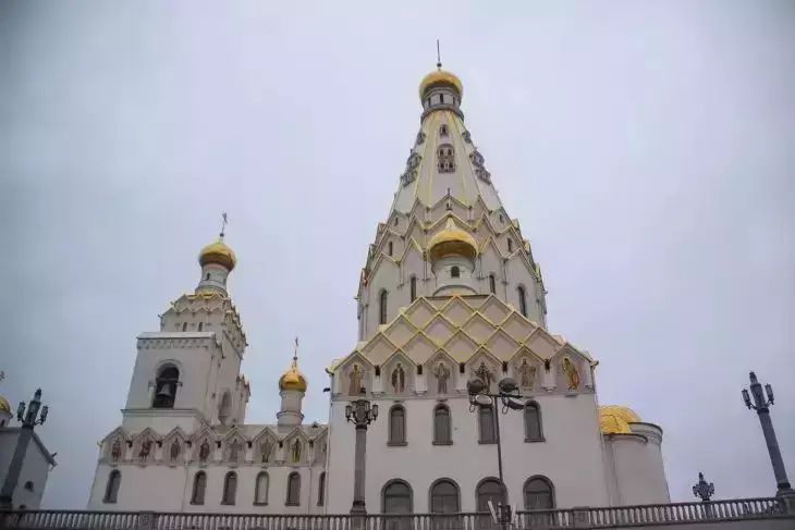 церковь