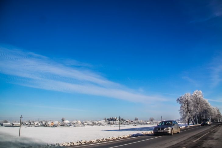 полдень