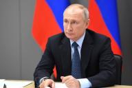 Путин призывает госпитализировать только тех, кому это необходимо