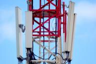 Доступ в дома россиян захотели упростить для внедрения 5G