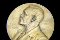 Муратов выставил на аукцион Нобелевскую медаль